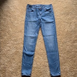 BARELY WORN AE JEGGINGS!